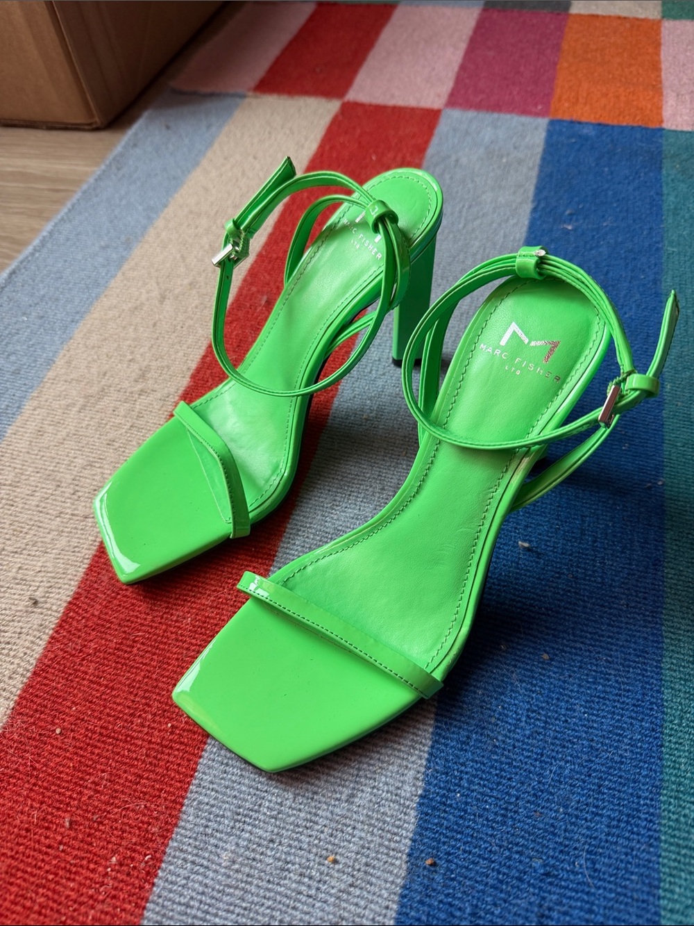 Marc Fisher Arthur Women's
Patent Leather Ankle Strap Heels Green
Size 6 - Picture 2 of 5